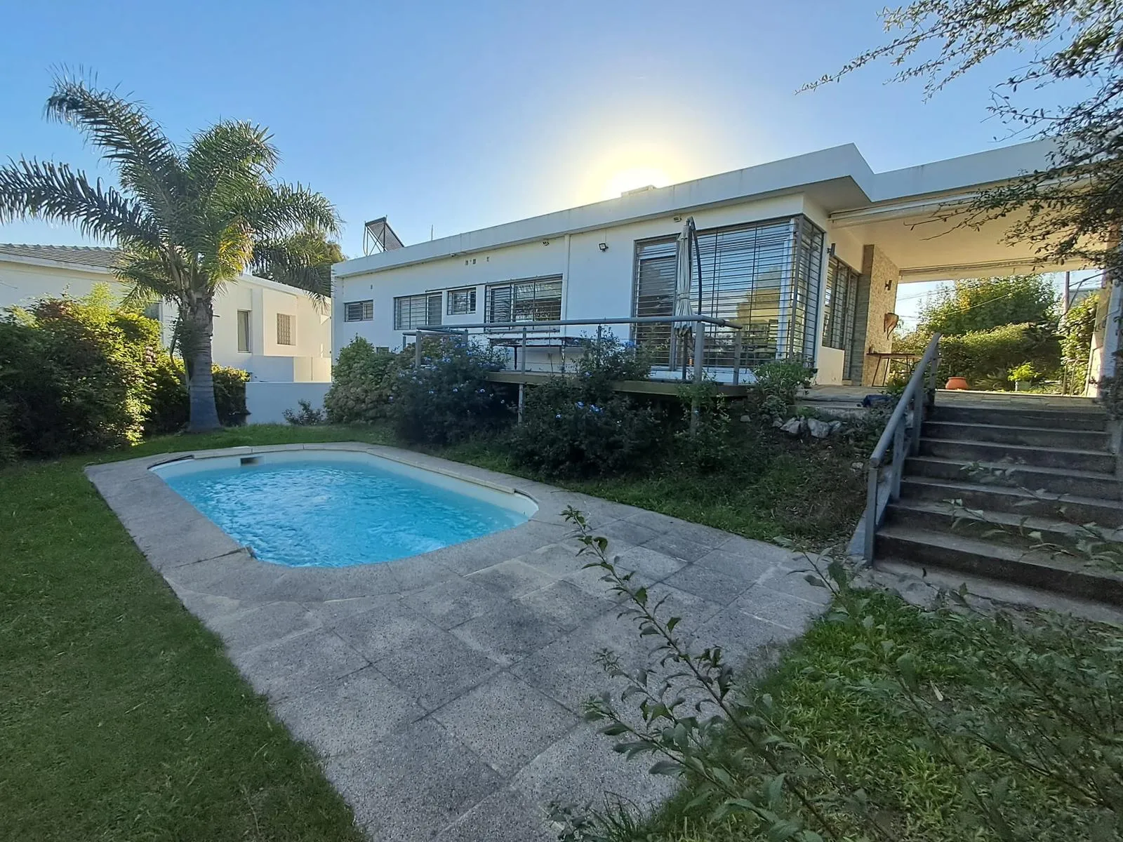Venta Casa 3 Dormitorios con Piscina en Zona Bahía, Colonia del Sacramento